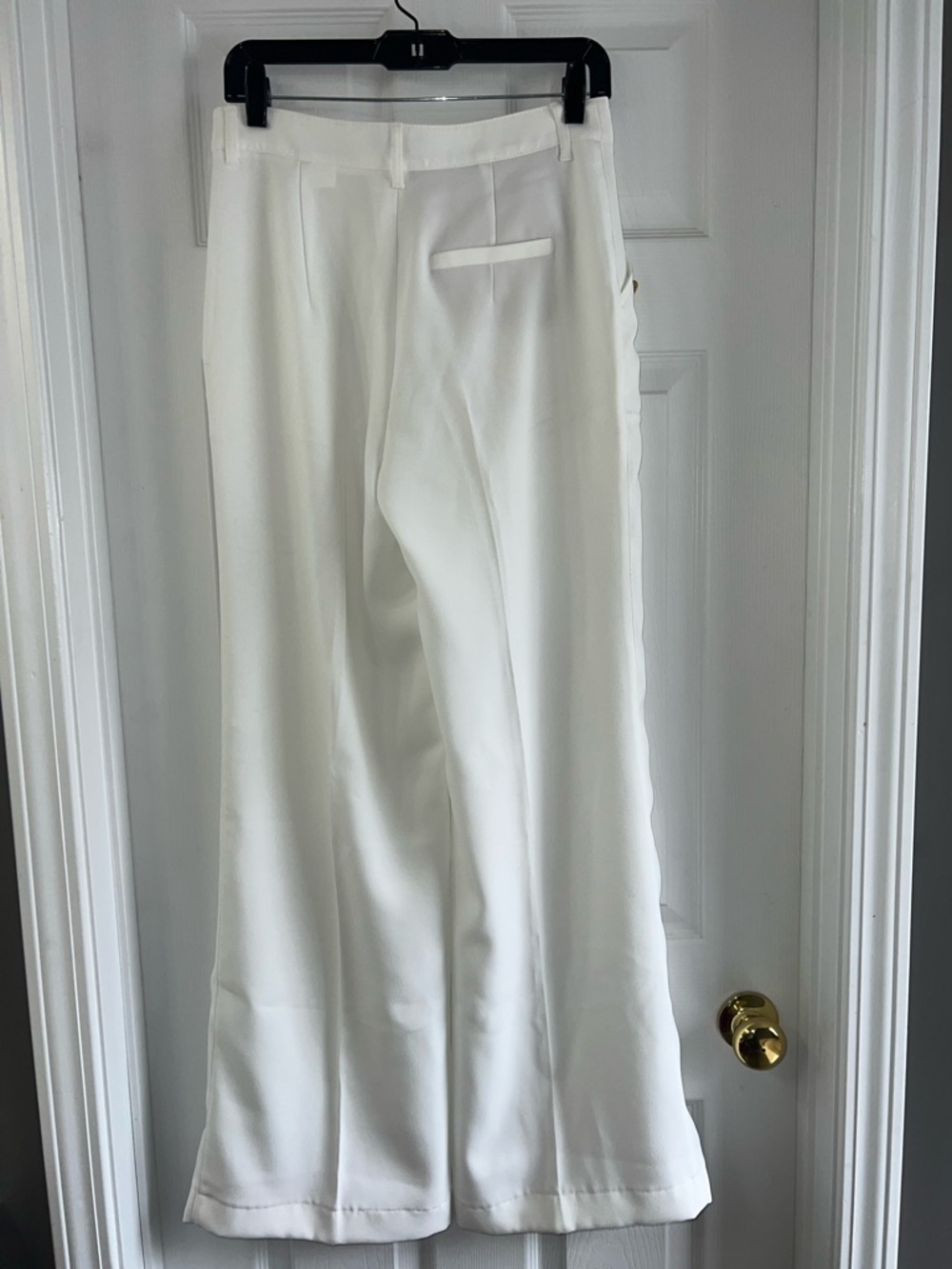 Zara High Waist Wide Legs White Pants with Gold Accent Buttons Inseam 32” - Picture 3 of 4